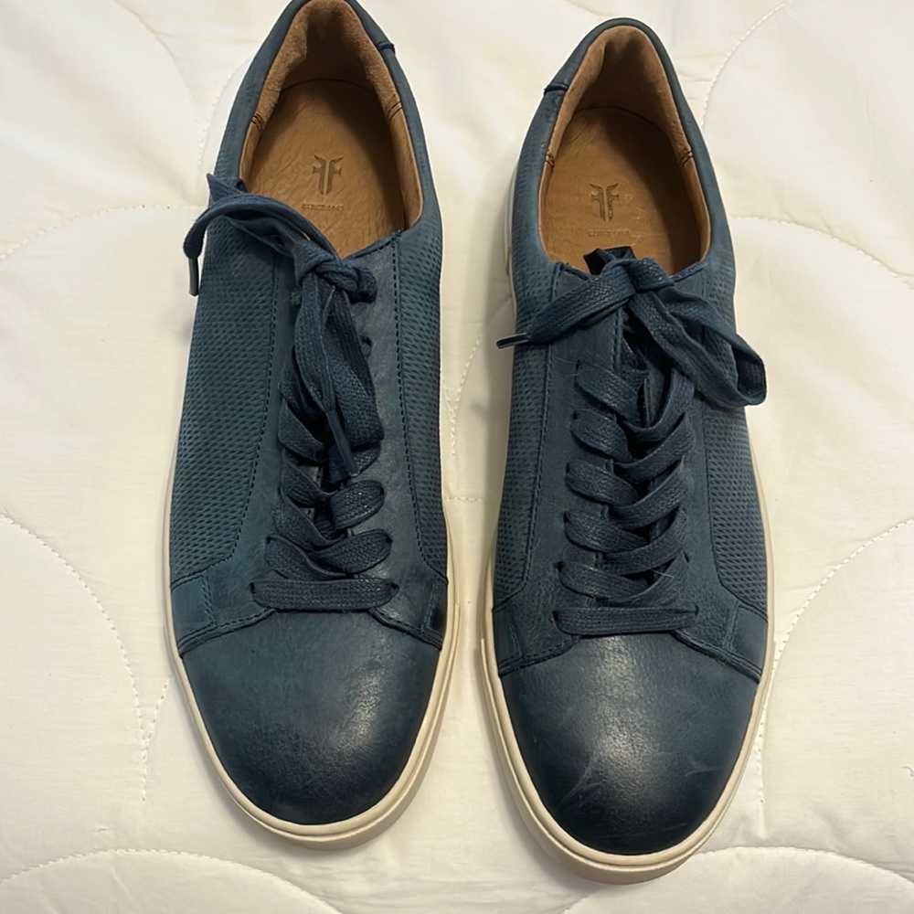 Brand new never worn Frye sneakers